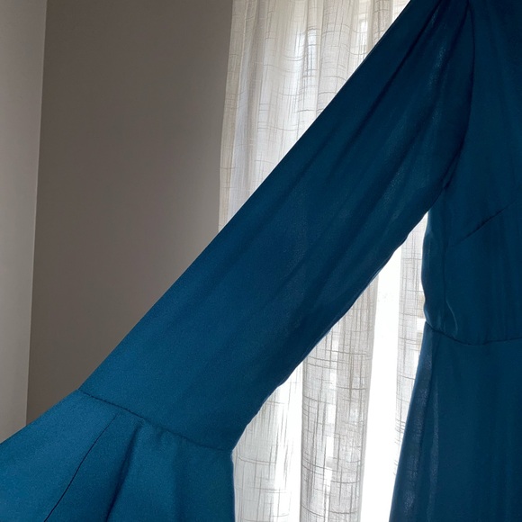 Dress - Picture 2 of 5